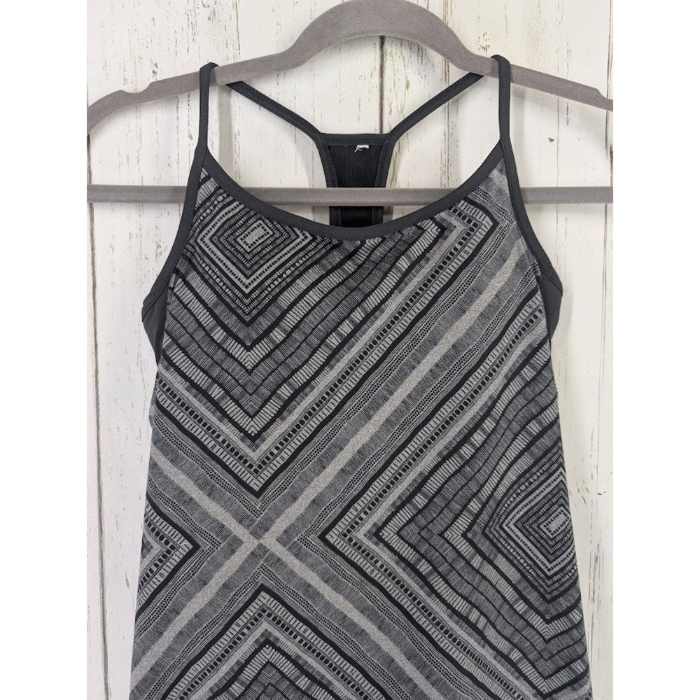 Fabletics Size Medium Gray Black‎ Norwalk Taos Print Active Tank Top - Picture 2 of 6